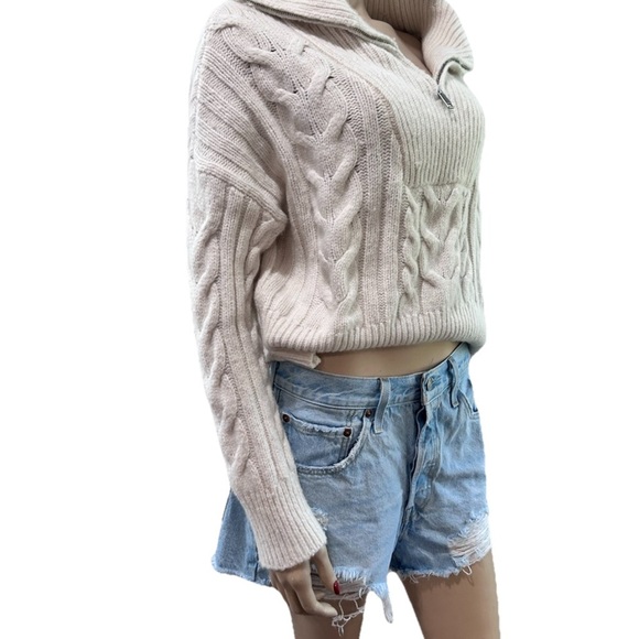 Levi's Blue Jean Shorts Relaxed Fit - Picture 2 of 16